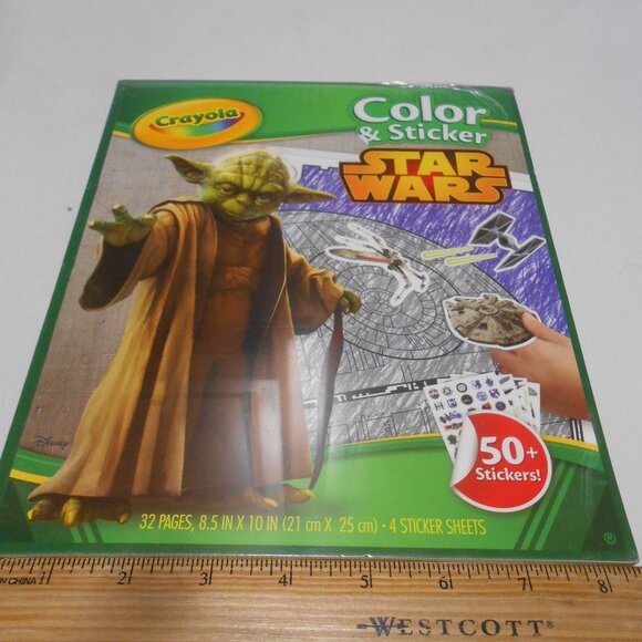 NEW SEALED CRAYOLA STAR WARS COLOR & STICKER BOOK STOCKING STUFFER 🎁👦👸 - Picture 1 of 9